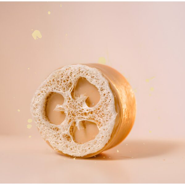 Ексфолиращ сапун с луфа ANADORÉ Natural Silk Scrub Loofa 100 g